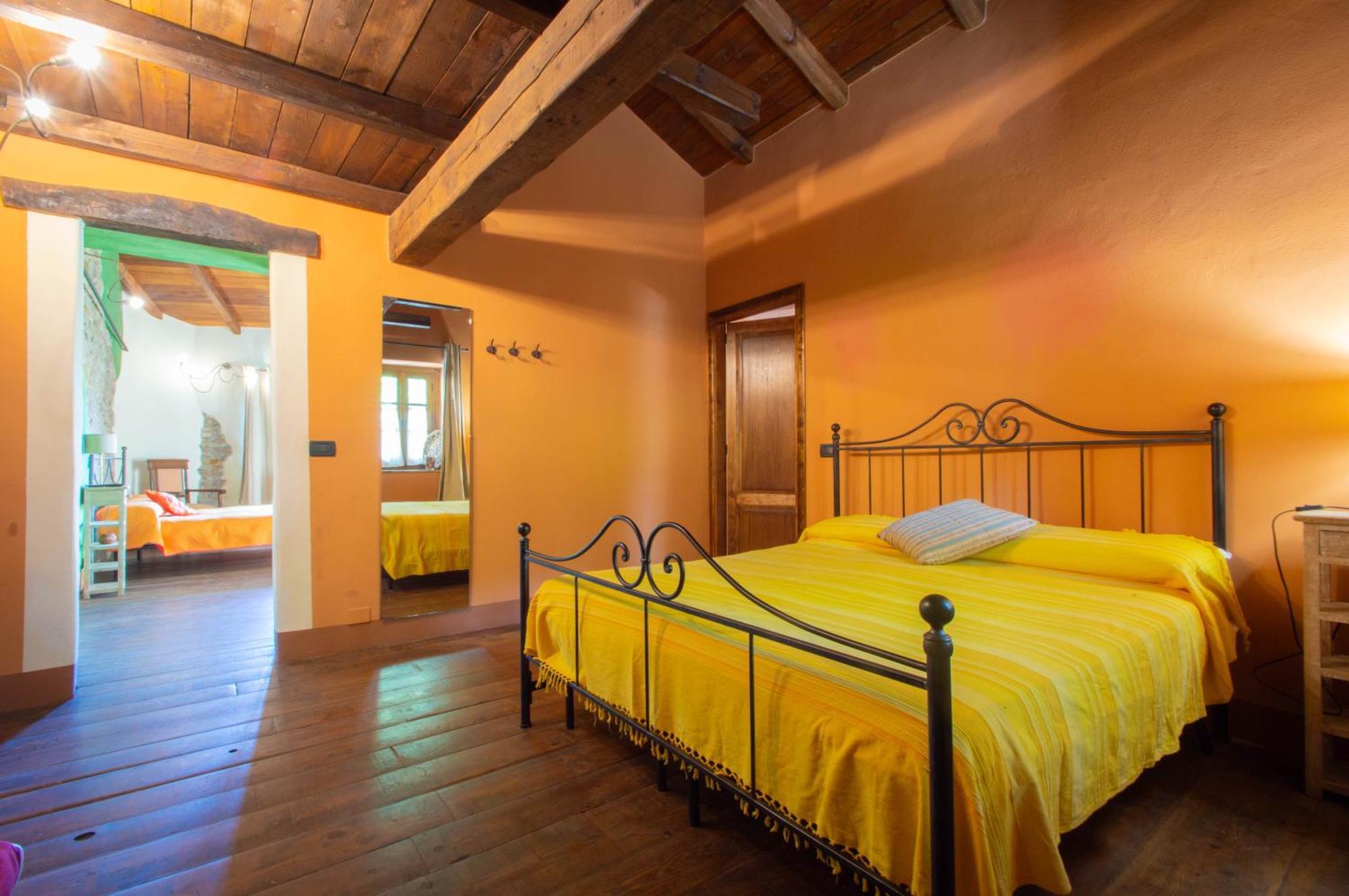 Апартаменты Casa Vacanze La Casala Фивиццано Экстерьер фото